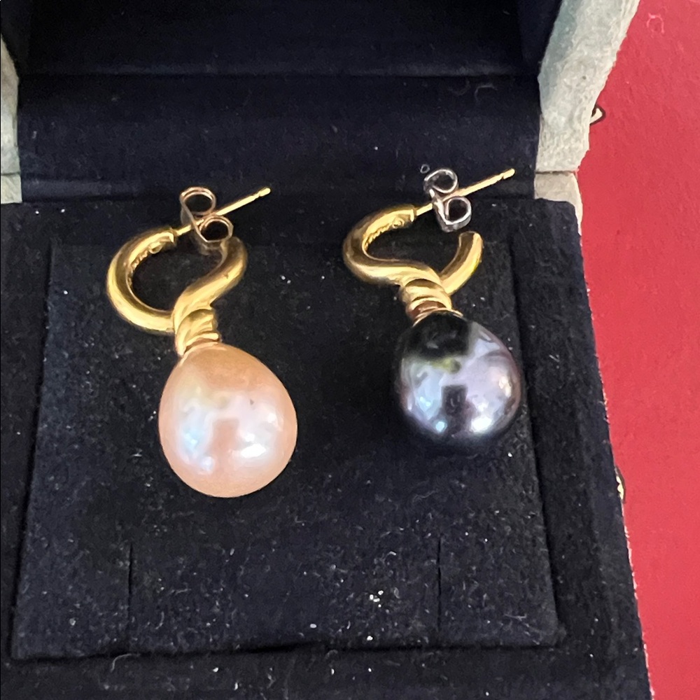 Gold Twisted Hoop Earrings with Pearl Drops - Pink & Black